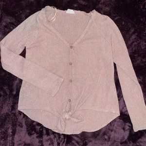 Thin sweater